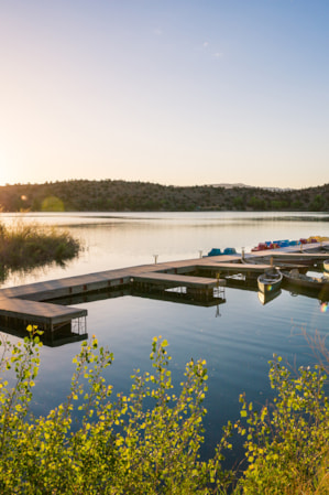 enjoying-the-simple-pleasures-of-lake-life-on-palisade-reservoir-01-emily-sierra