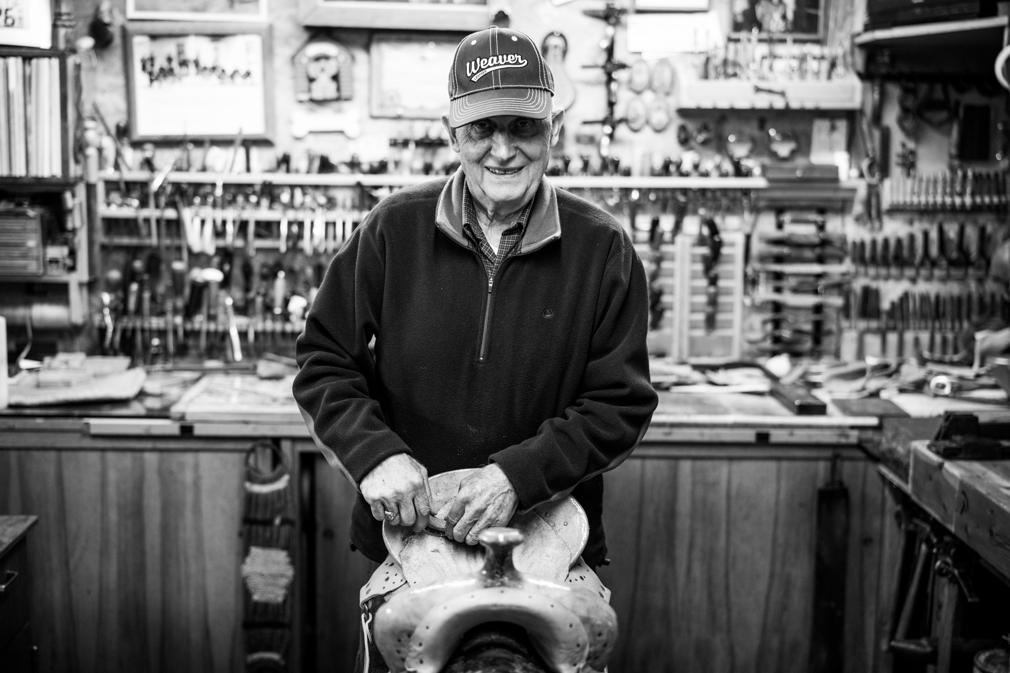 web2000_adiamond-20170421_uot_thompsonsaddlemakers_181852