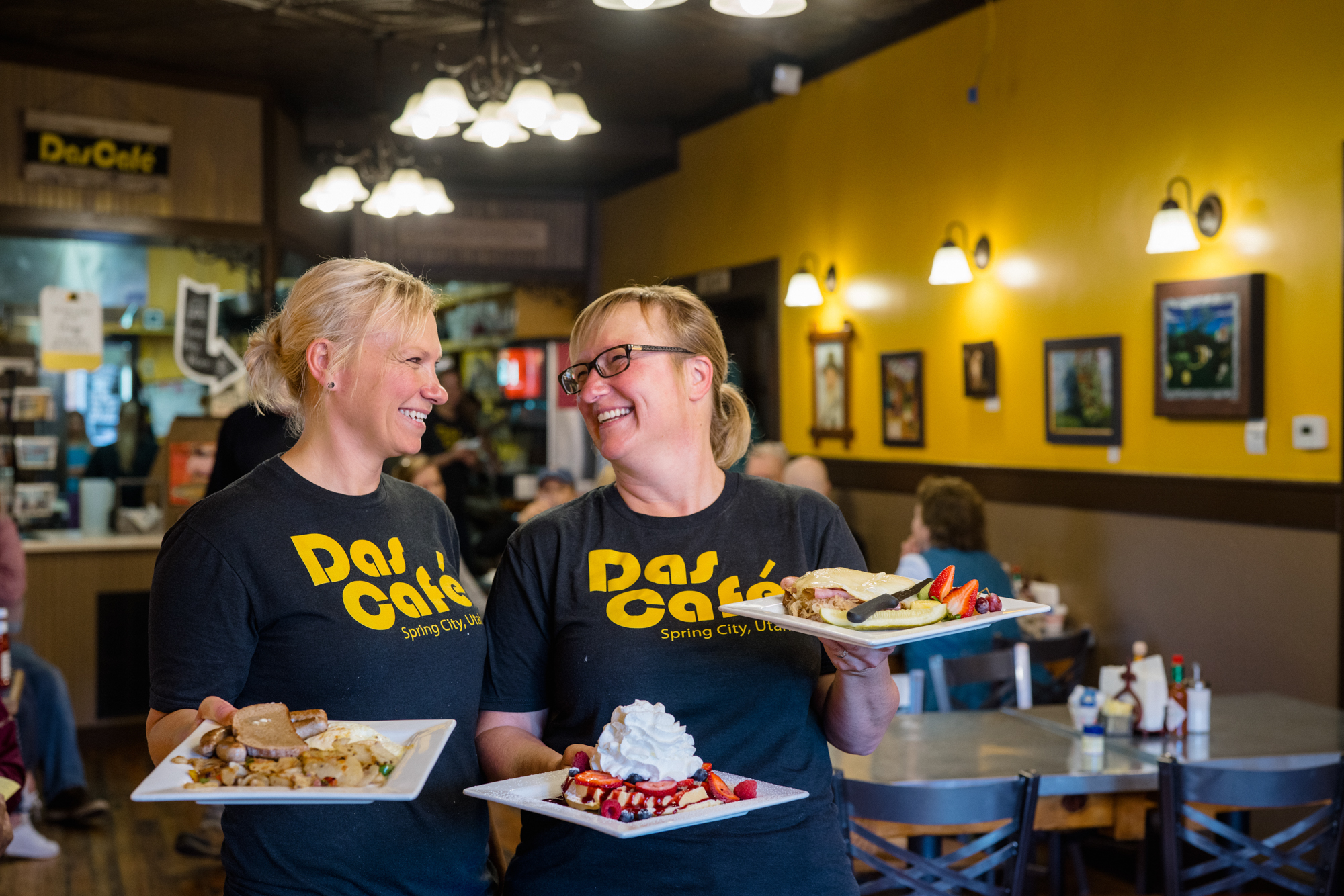 Das Café is run by Caroline Lott and Katy Harmer, known around town as “the Schroeder Sisters".