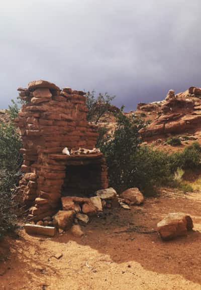 web2000_lindycallahan_roost_theroost2