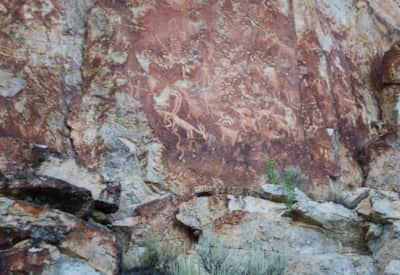 Petroglyphs and pictographs at Fremont State Park give glimpses of the past.