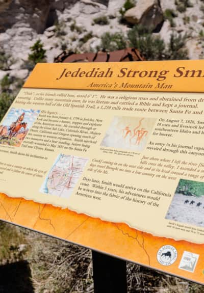 Roadside marker gives information about Jedediah Smith.