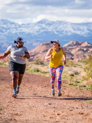 web2000__hikingmywayretreats_shared_arika-bauer_zionadventurephotography_51