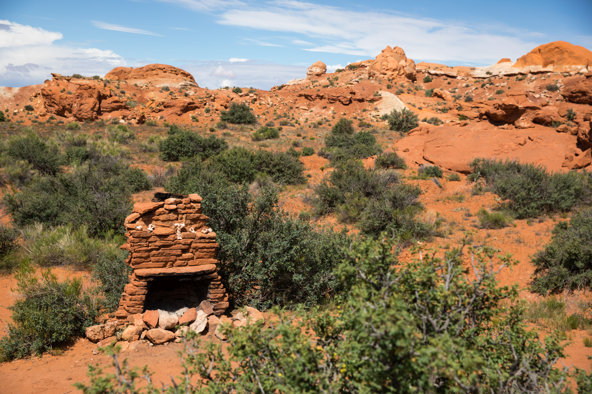 web2000_paththroughcanyons_robbersroost_andrew-burr__burr052119_487