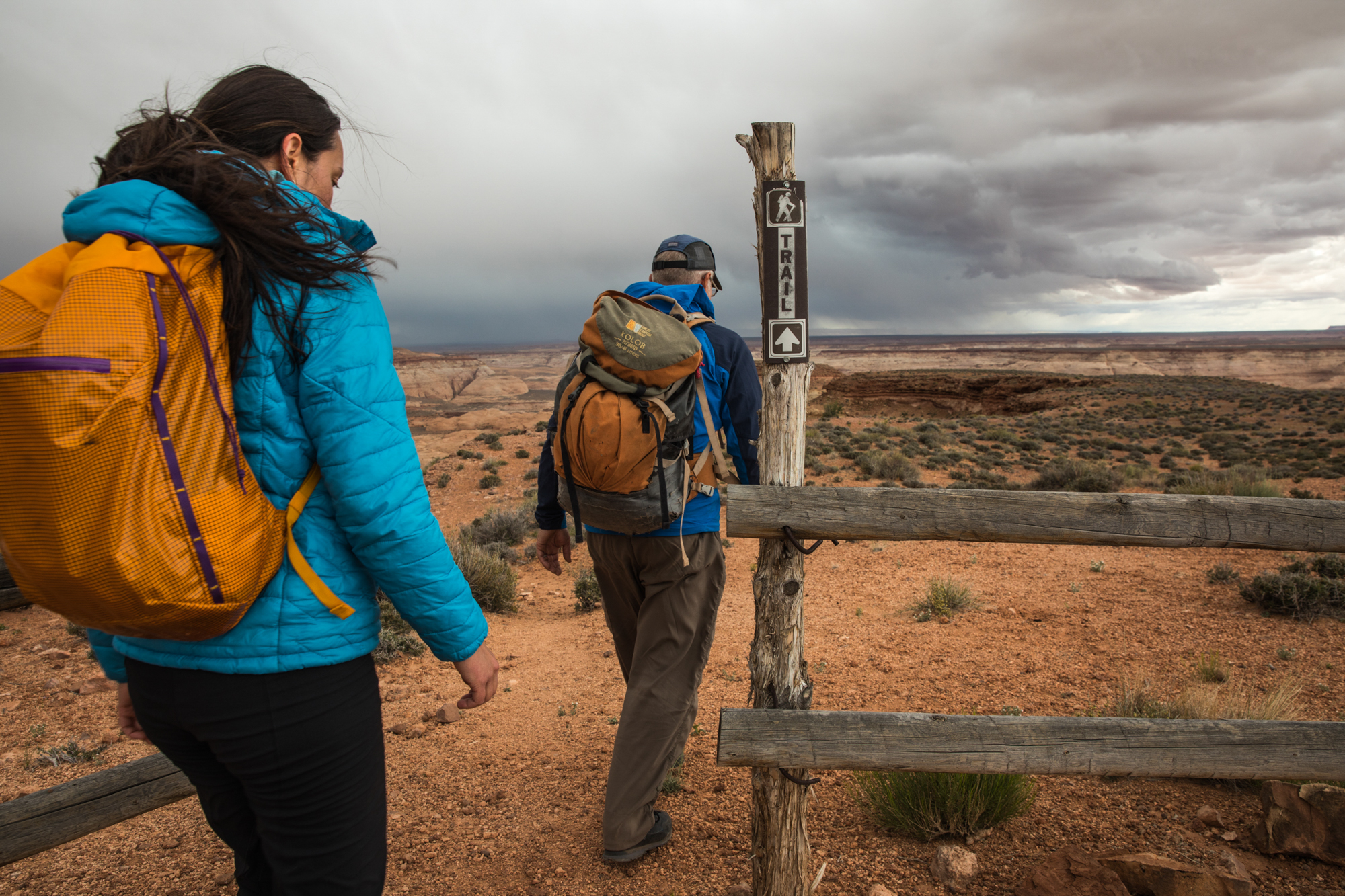 web2000_paththroughcanyons_robbersroost_andrew-burr__burr052119_528