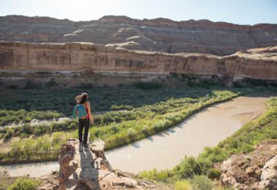 web2000_paththroughcanyons_robbersroost_andrew-burr__burr052219_645