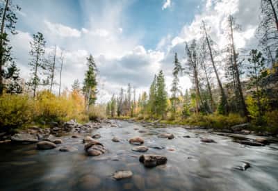 Mirror-Lake_Fall-Foliage-Hikes_Diamond-Austen