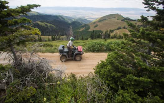 Riding along the Arapeen Trail.