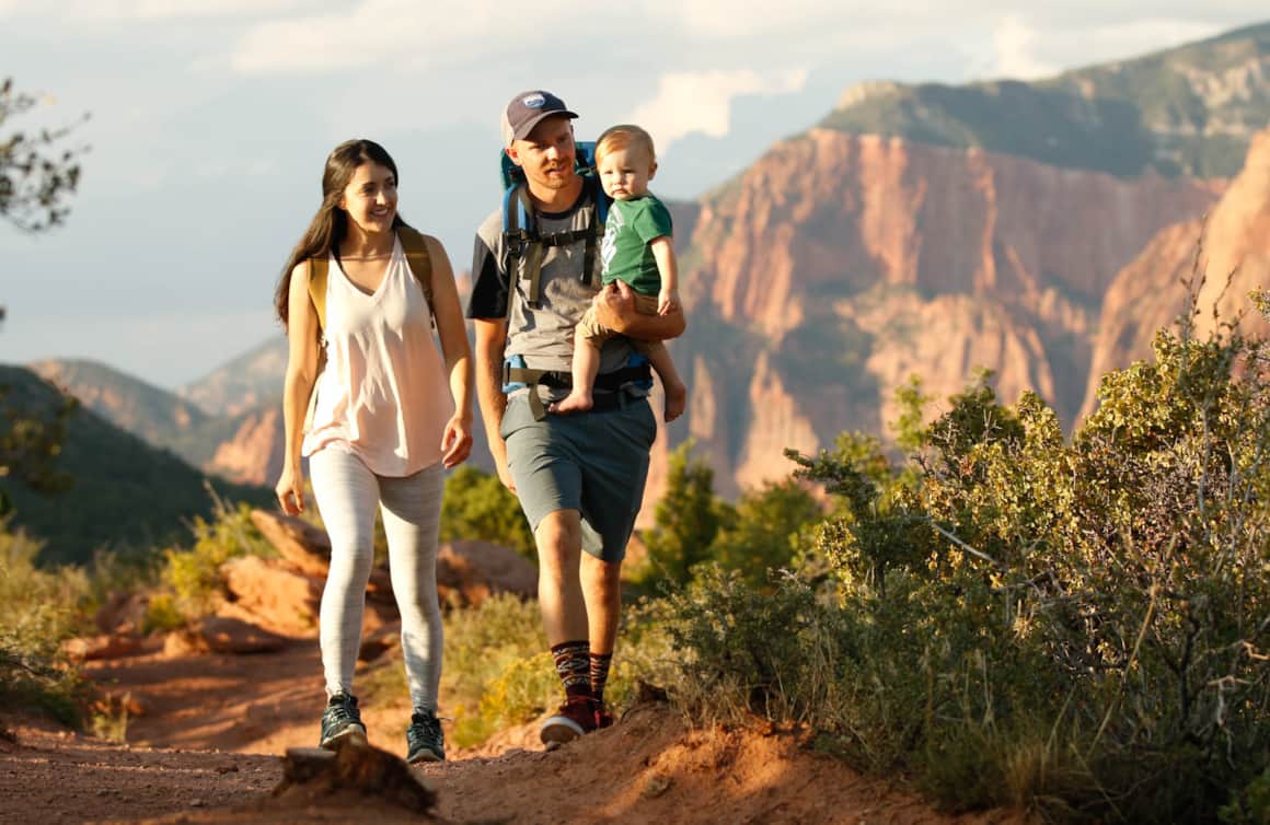 Family hiking in Kolob Canyon.