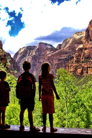 Zion-National-Park_Kids_Hiking_Greater-Zion-Convention-Tourism-Office_2014