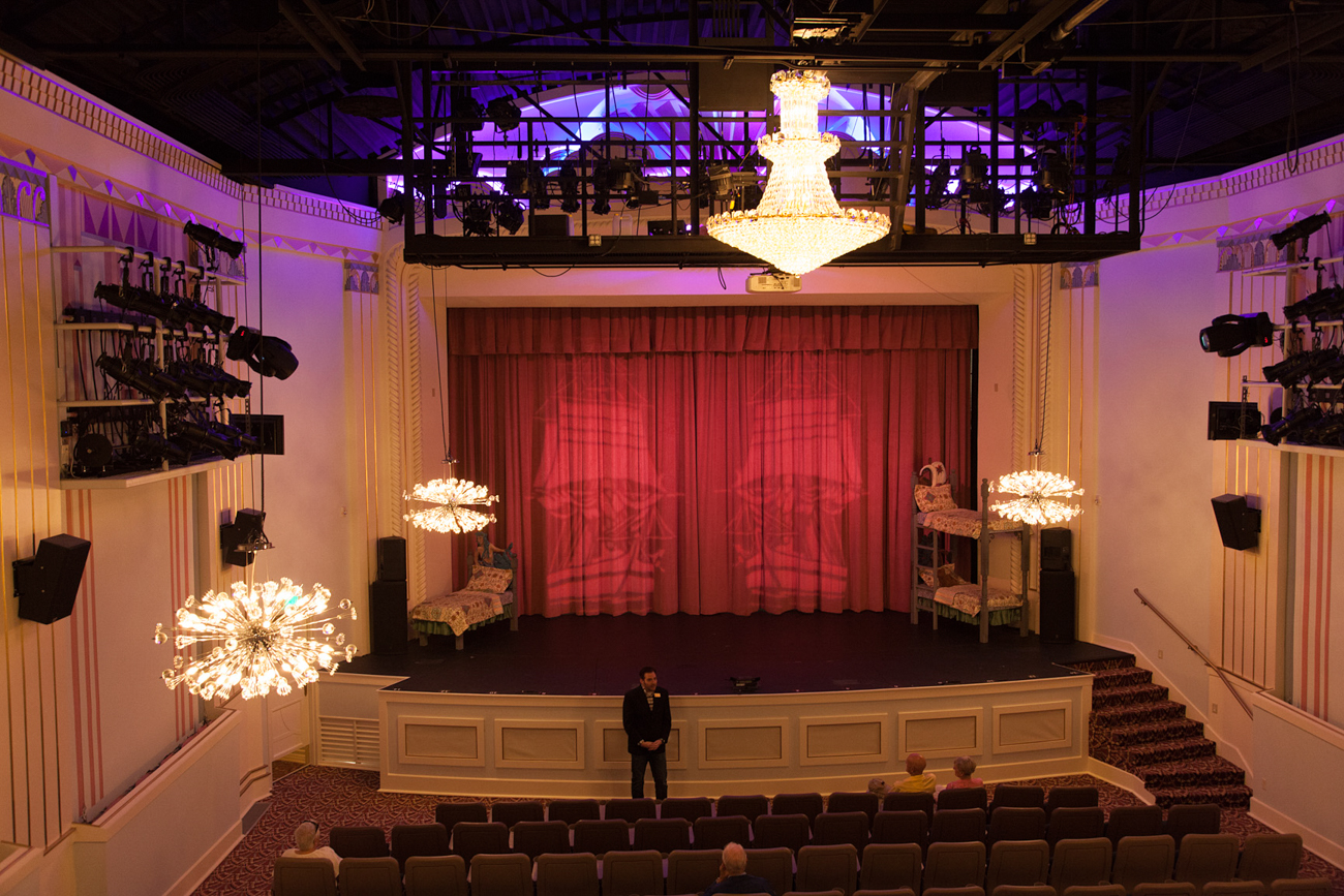 The intimate setting of the Utah Theatre.