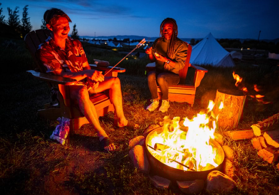 From full hookup RV sites to cozy cabins and glamping, Bear Lake offers something for every adventurer. With beaches just steps away and campfire s'mores under the vast sky, it's the perfect escape.