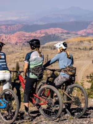 Brian-Head_Mountain-Biking_Overlook_Dash-Jay_2020