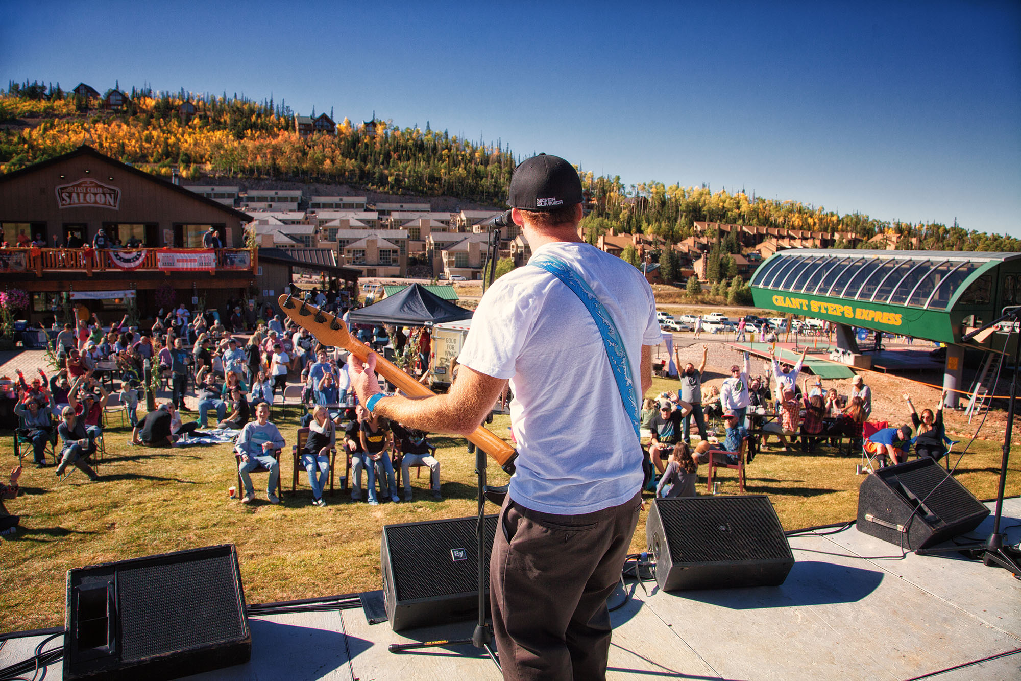 web2000_live-music-at-brian-head-resort-photo-alex-santiago
