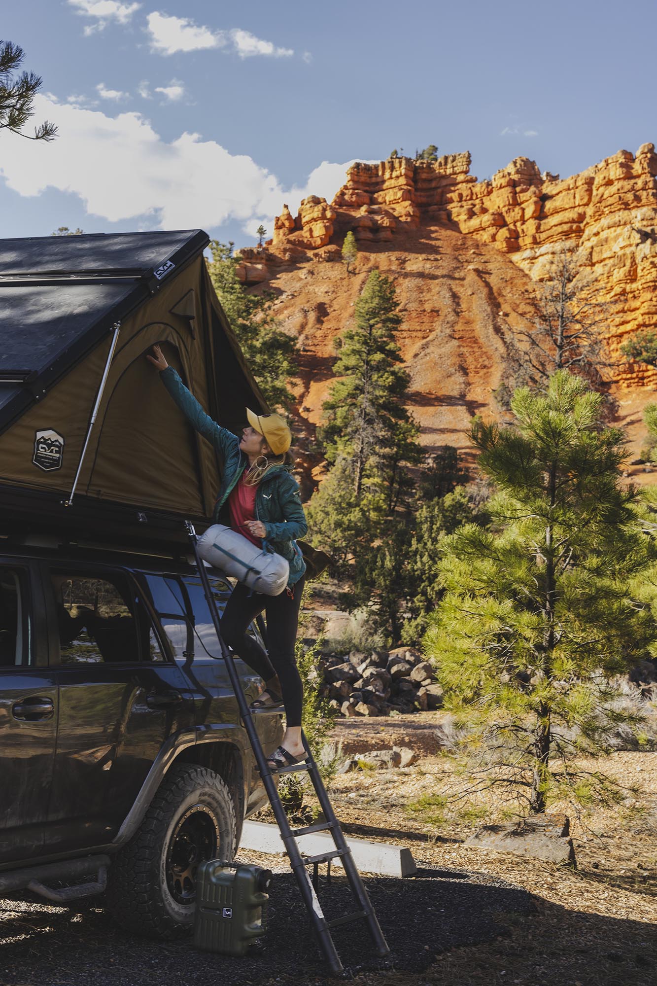 The Red Canyon Campground is easy to find from the highway and only 0.6 miles past the Red Canyon Visitor Center.