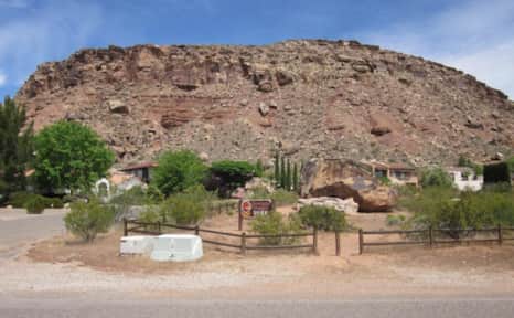 Tucked away in a south-western neighborhood of St.George, Bloomington Petroglyph Park features large boulders covered in petroglyphs created by ancient peoples who once inhabited the area.