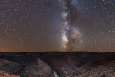 Look up, and Goosenecks’ night skies rival its sensational geological formations.