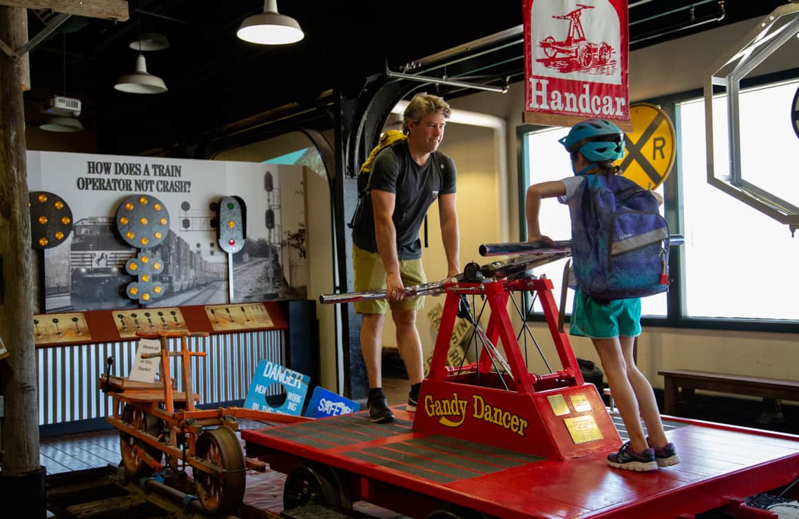 Ogden's Union Station is home to Utah State Railroad Museum, the John M. Browning Firearms Museum, Browning Kimball Classic Car Museum and Utah State Cowboy and Western Heritage Museum.
