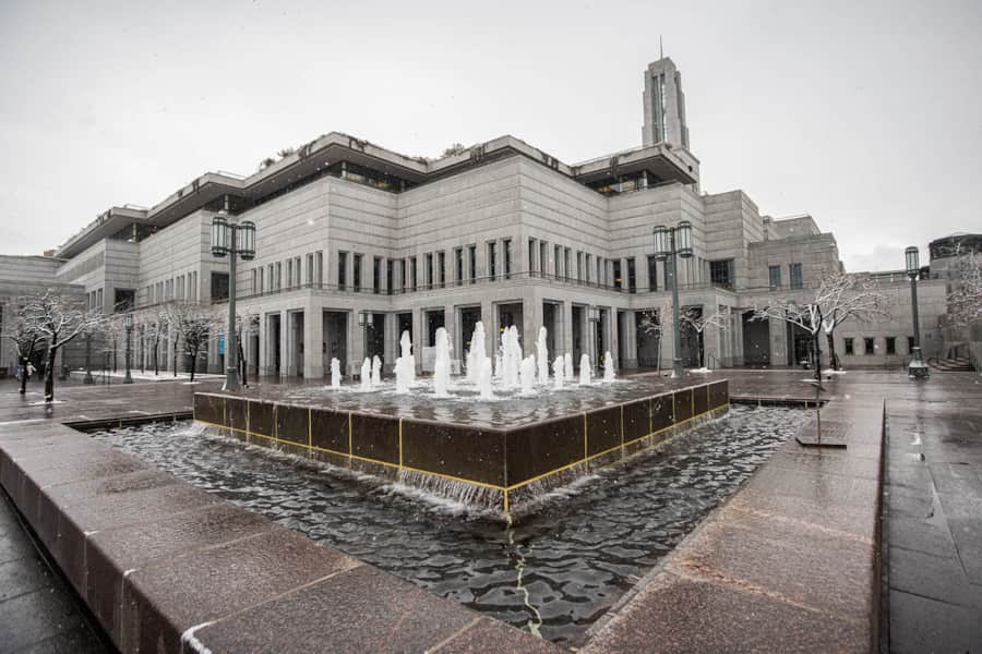 This building attracts tourists worldwide and is a major highlight, especially for those attending General Conference or Tabernacle Choir and Orchestra performances.