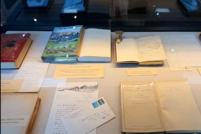 Moon's Rare Books