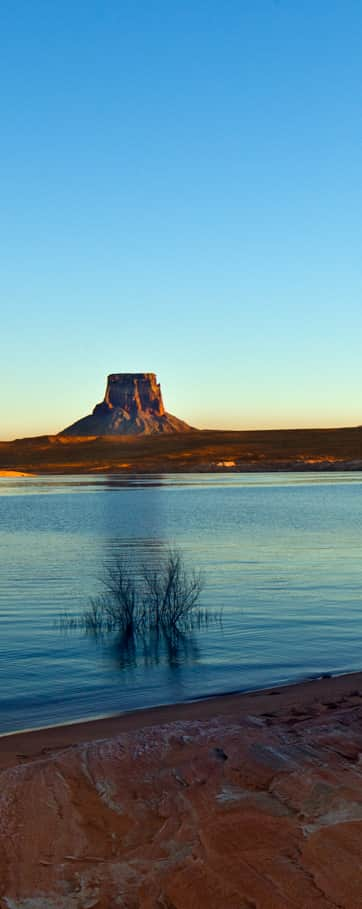 web2000_kct_lake-powell-padre-bay-01-kcot