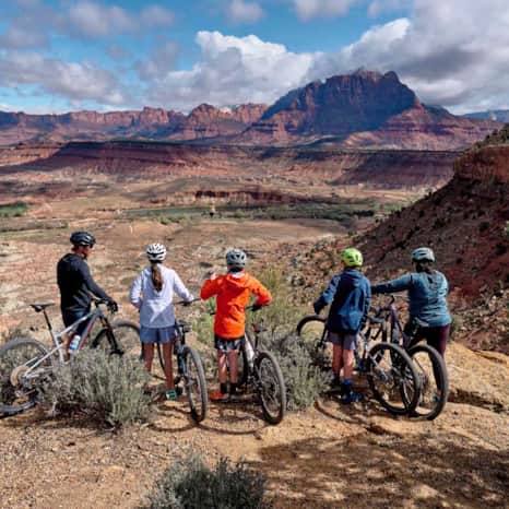 The Wire Mesa Trail is a great family ride that's not too challenging, but rewards you with breathtaking scenery.
