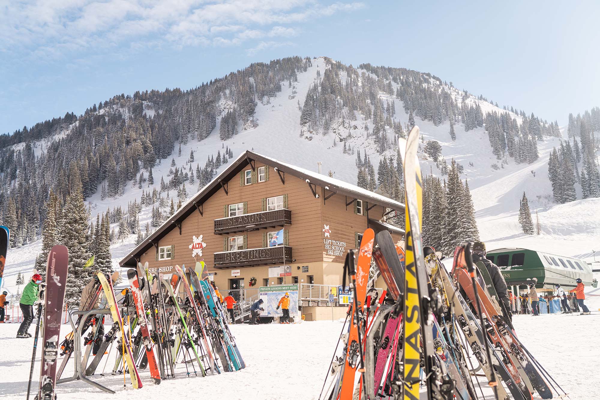 Alta-Ski-Area_Ski-Gold-Miners-Daughter_Courtesy-Alta-Ski-Area-Struss-Tyler