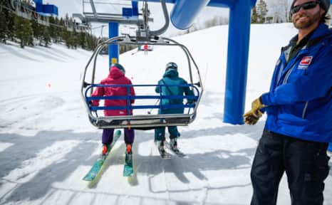 Four chairlifts and two conveyors provide access to 828 acres of prime mountain terrain.