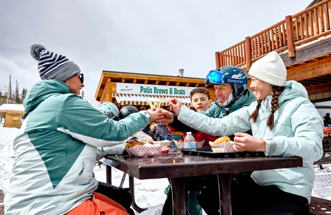 Delicious food and family fun at Giant Steps Patio Grill & Brews.