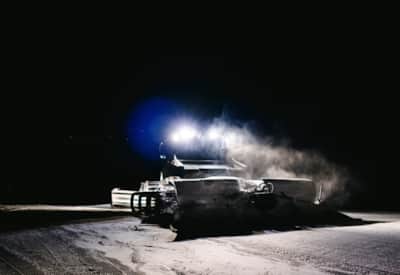 Snowbasin_Night-Ski-Grooming_Diamond-Austin_2017_11