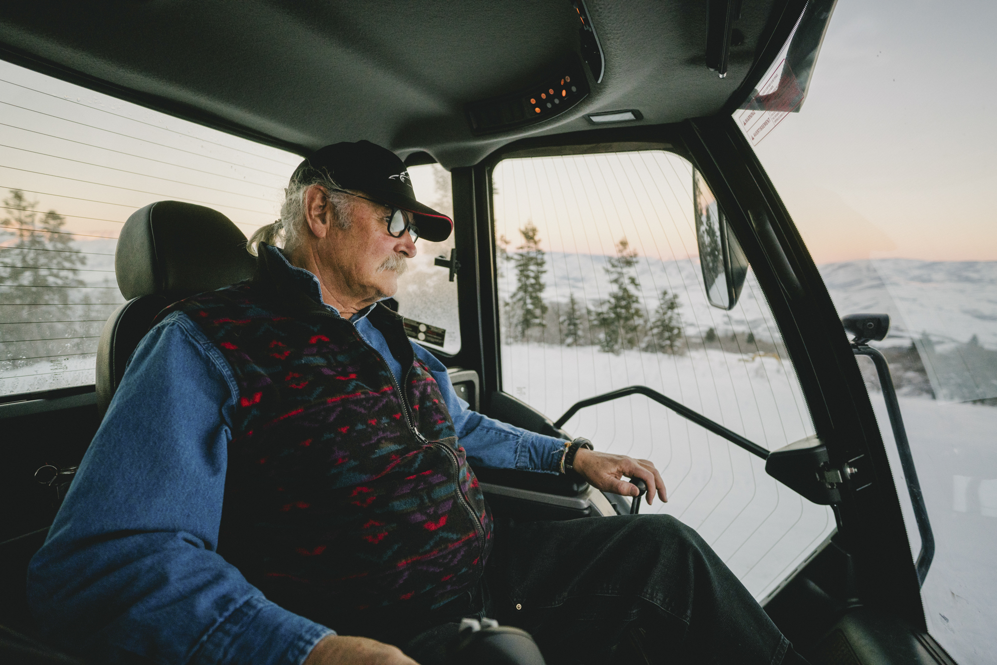 Snowbasin_Night-Ski-Grooming_Diamond-Austin_2017_25