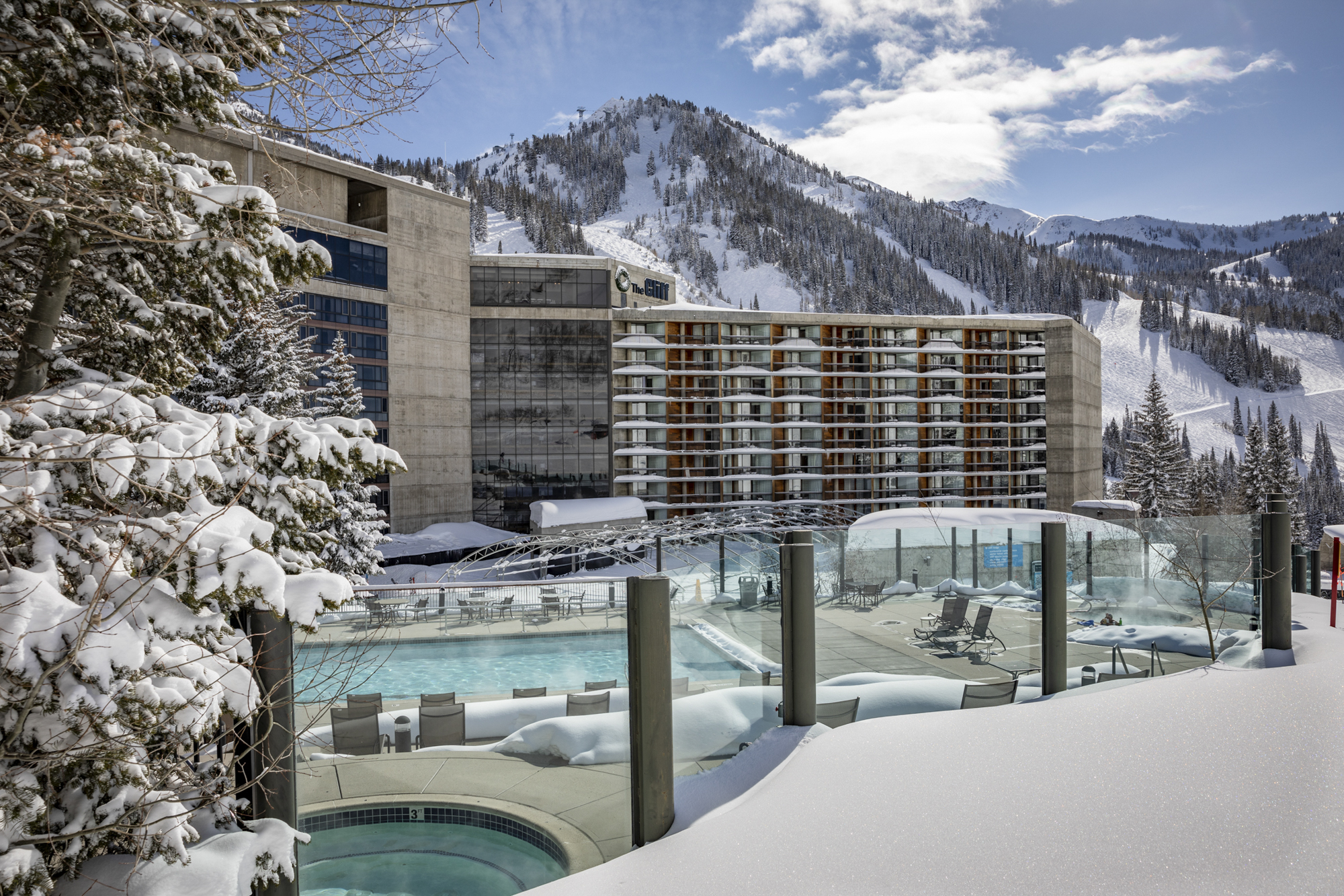 Cliff Lodge, Snowbird