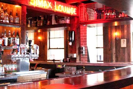 web400_garage_back-bar