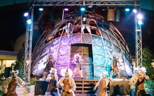 Lagoon Amusement Park regularly features live singers, dancers and illusions.