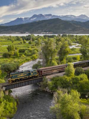train-travel_northern-utah_heber-railroad_heber-valley-tourism