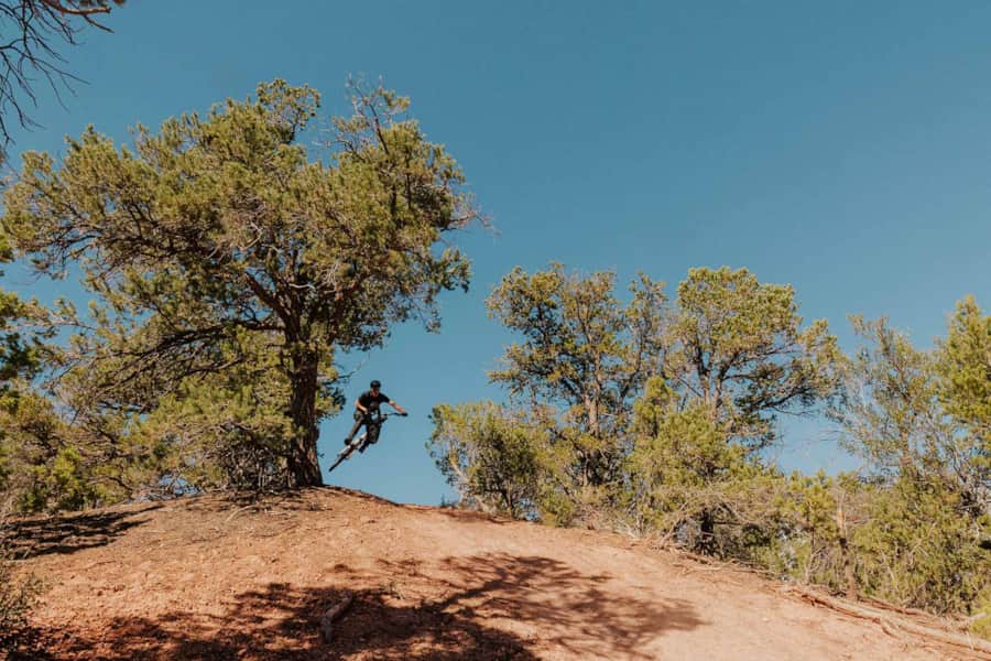 Tackle the popular twists and turns of Spinal Tap. This iconic Utah trail promises an unforgettable mountain biking experience.