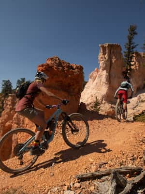 brian-head_escalante_aquarius-trail-huts_mountain-biking-trail_salm-ryan_2020