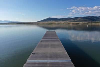 Pristine sandy beaches, warm water temperatures all summer long and serene mountain views make Yuba State Park an appealing destination for campers and kayakers in sunny Central Utah.