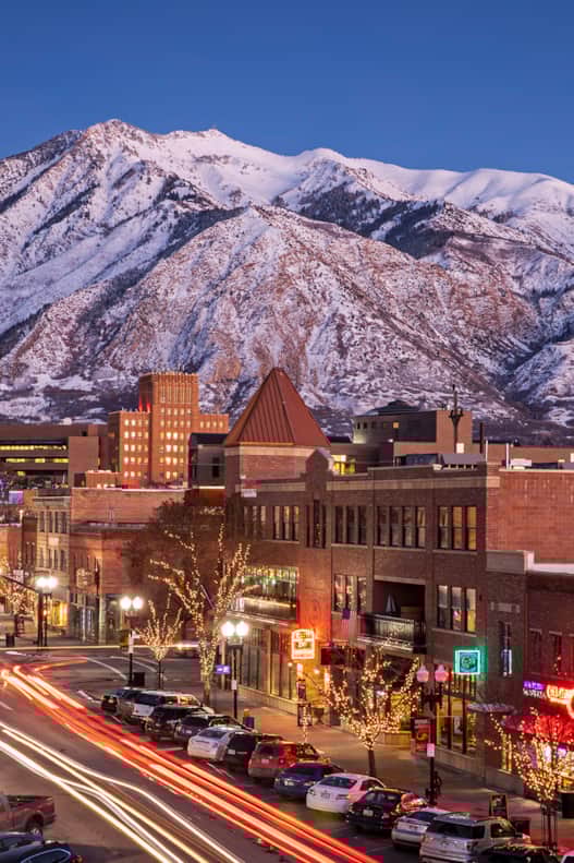 Ogden has worked to restore its historic art deco architecture and buildings and blend in new development toward a charming and vibrant downtown.