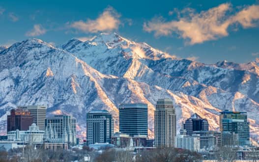 You'll find 11 ski resorts along the Wasatch Front, 10 of which are about an hour or less from the Salt Lake City International Airport.